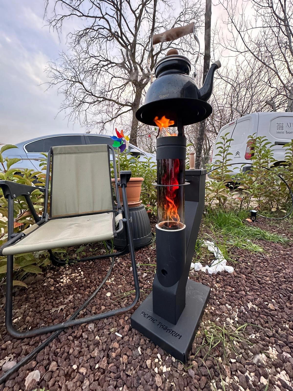 JUNİOR DEKORATİF ROKET TİPİ KÜÇÜK CAMLI PELET SOBA